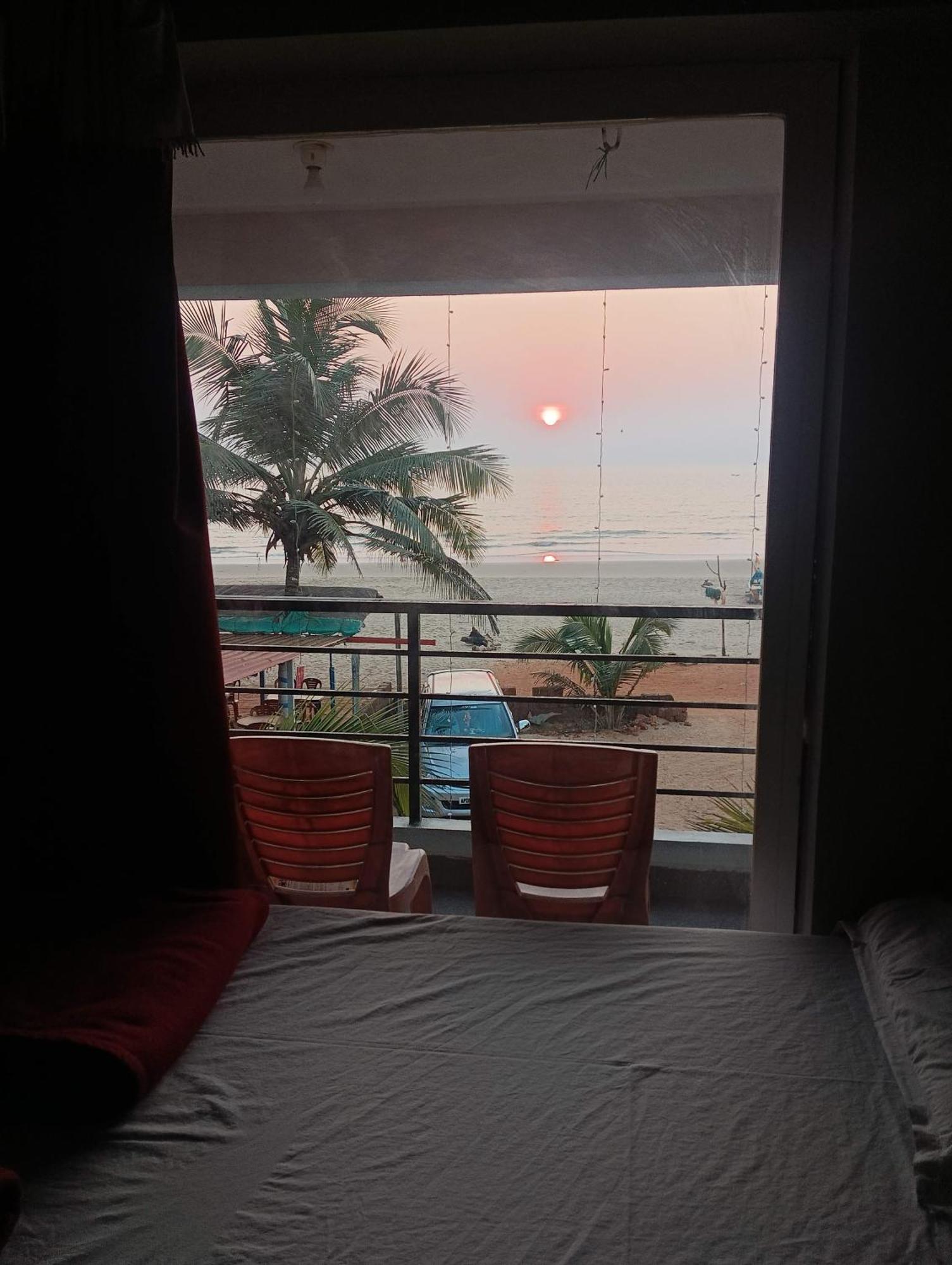 Gokarna Govekar Sea Facing Rooms Buitenkant foto