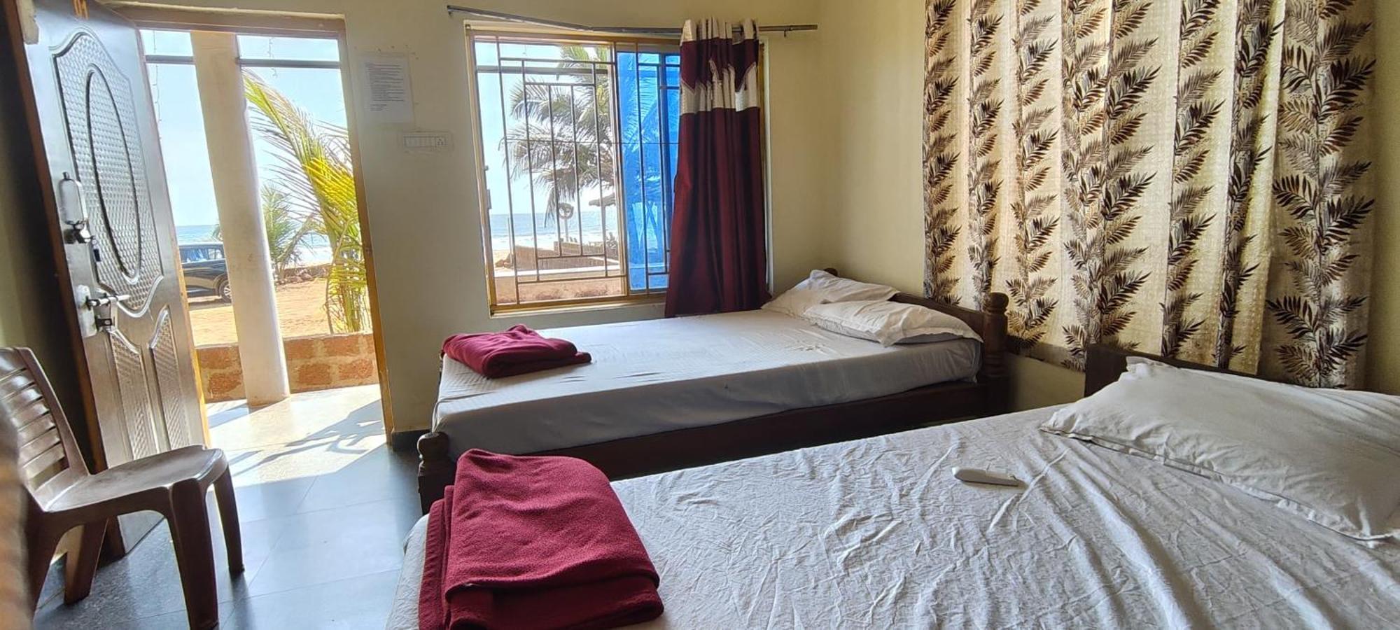 Gokarna Govekar Sea Facing Rooms Buitenkant foto